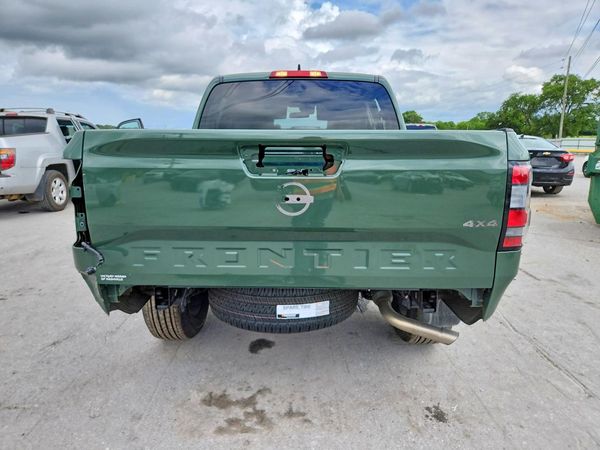 2025 NISSAN FRONTIER