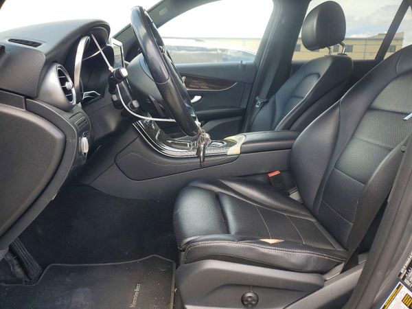 2017 MERCEDES-BENZ GLC GLC300 Base-4M