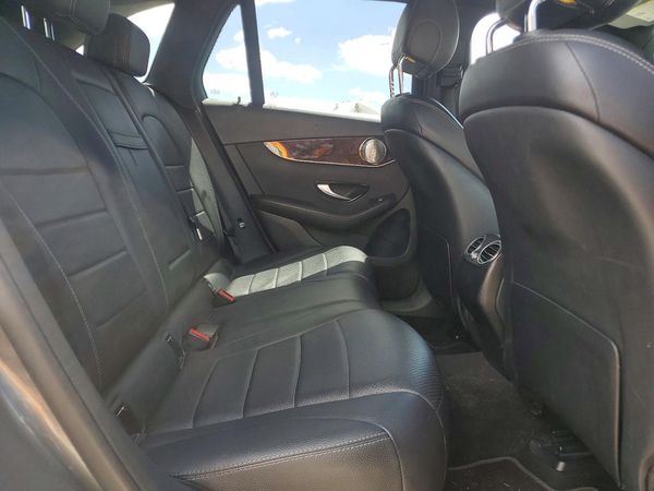 2017 MERCEDES-BENZ GLC GLC300 Base-4M