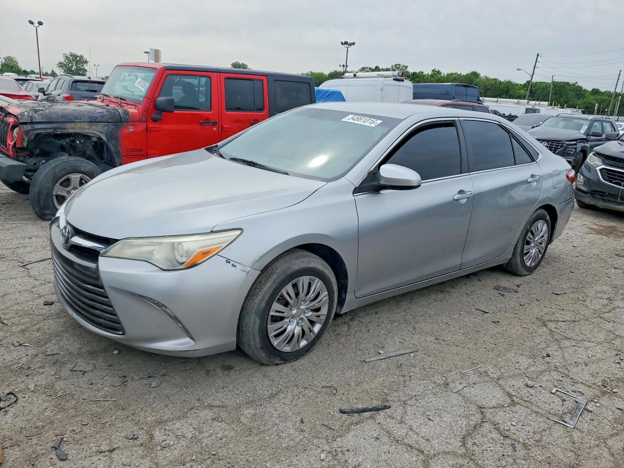 2015 TOYOTA CAMRY