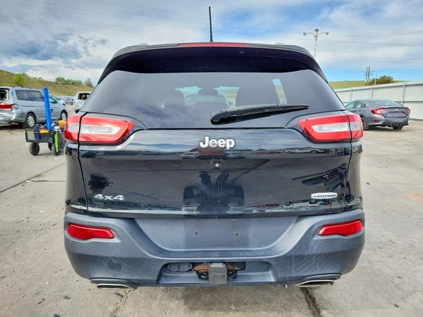2015 JEEP CHEROKEE LATITUDE 4X4