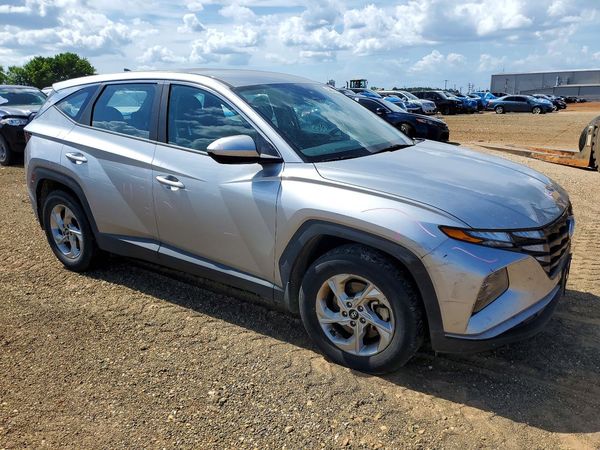 2023 HYUNDAI TUCSON SE
