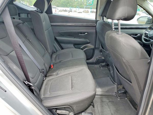 2023 HYUNDAI TUCSON SE