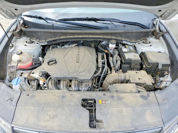 2023 HYUNDAI TUCSON SE