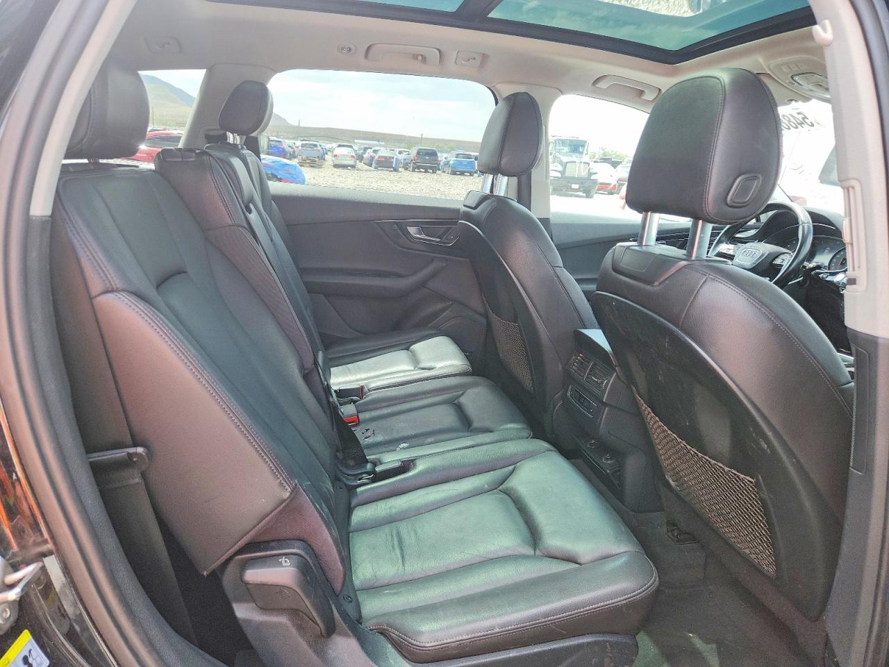 2017 AUDI Q7 quattro Premium Plus