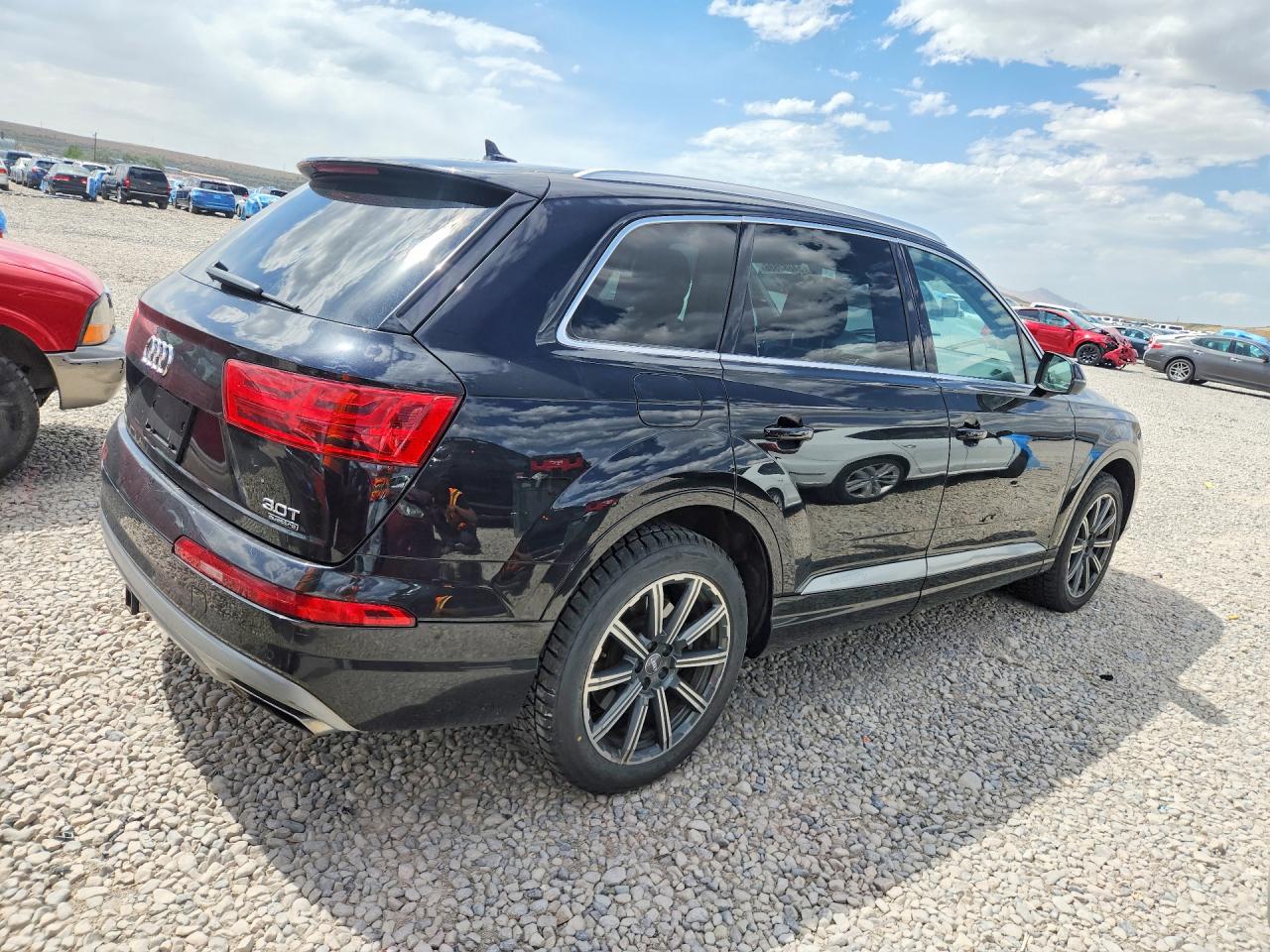 2017 AUDI Q7 quattro Premium Plus