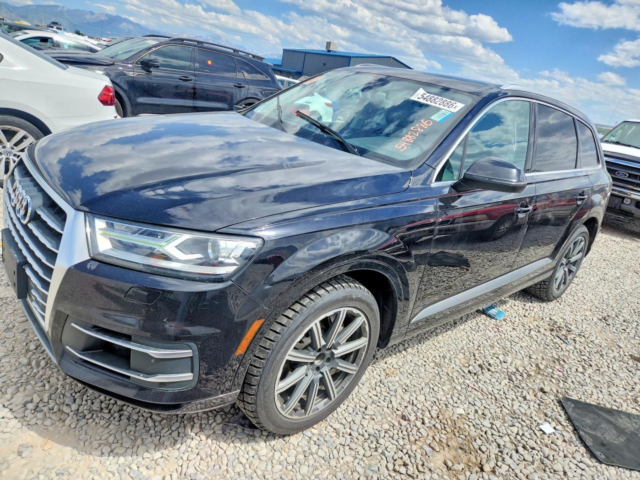 2017 AUDI Q7 quattro Premium Plus