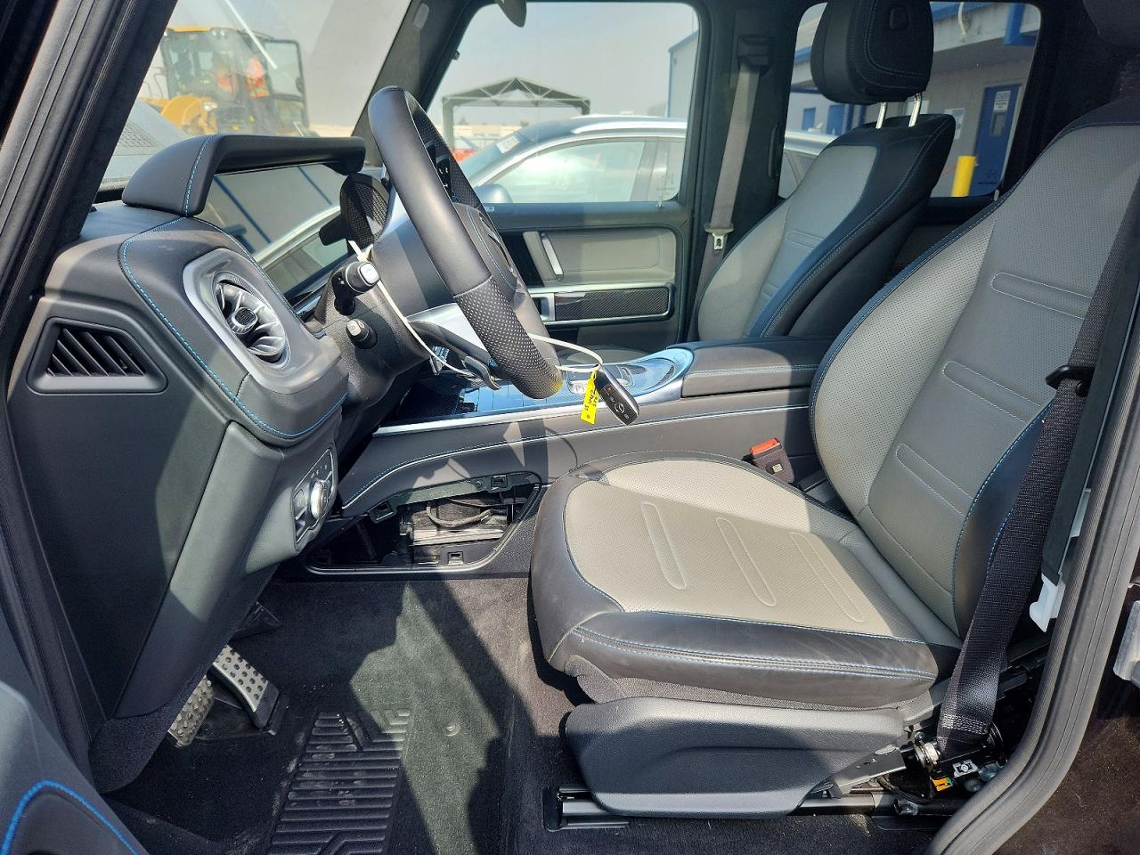 2025 MERCEDES-BENZ G G580e