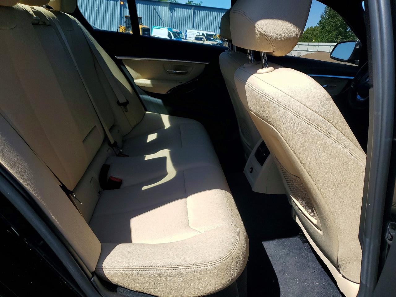 2018 BMW 330 SA