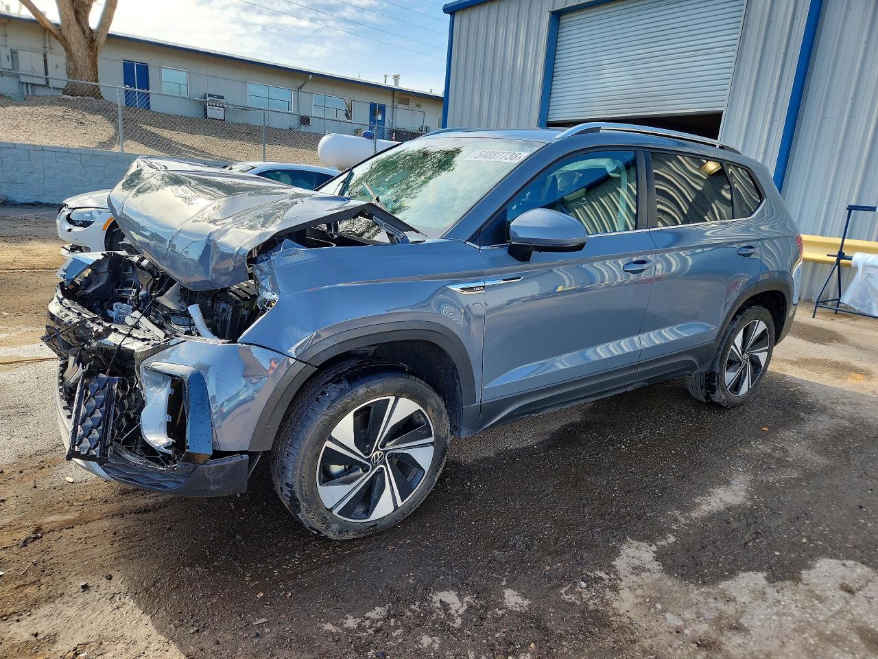 2024 VOLKSWAGEN TAOS 4Motion SE