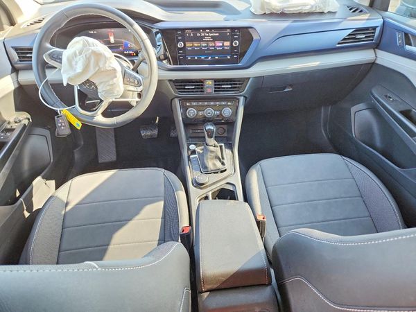 2024 VOLKSWAGEN TAOS 4Motion SE