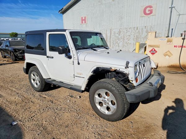 2013 JEEP WRANGLER Sahara