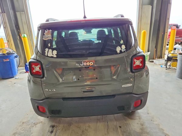 2022 JEEP RENEGADE LATITUDE 4X4