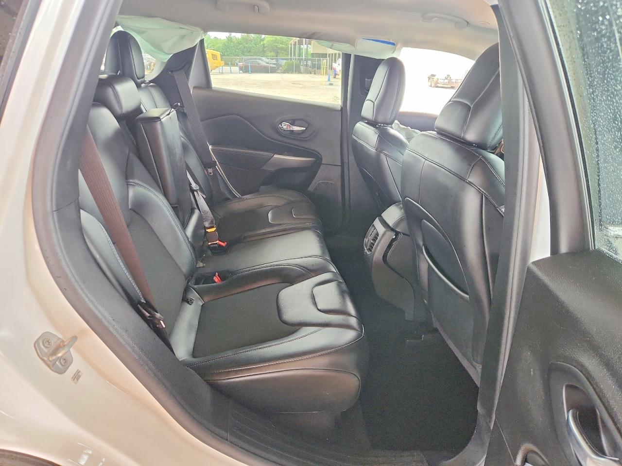 2021 JEEP CHEROKEE LATITUDE PLUS FWD