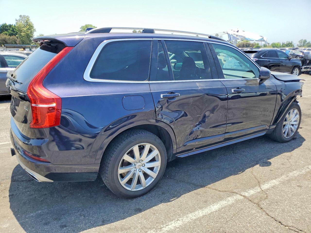 2016 VOLVO XC90 SV42 Momentum