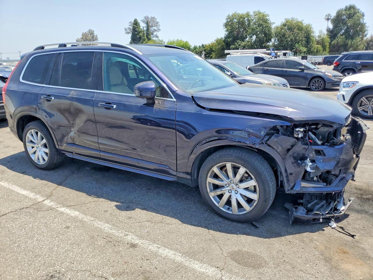 2016 VOLVO XC90 SV42 Momentum
