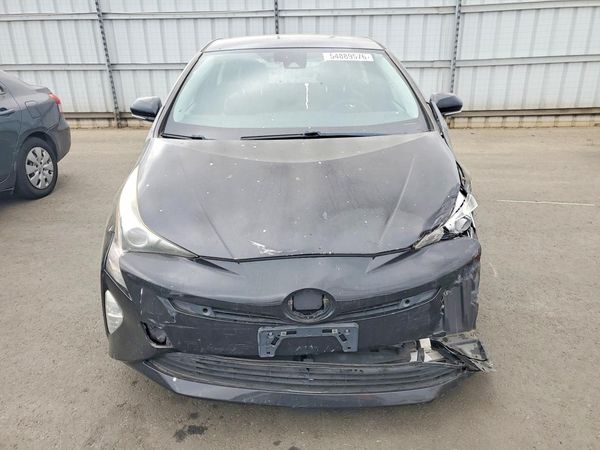 2017 TOYOTA PRIUS