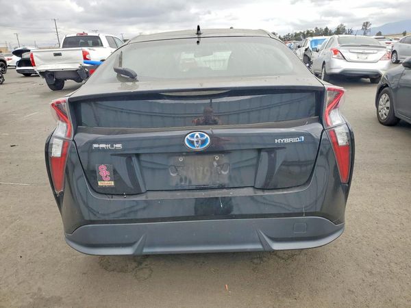 2017 TOYOTA PRIUS