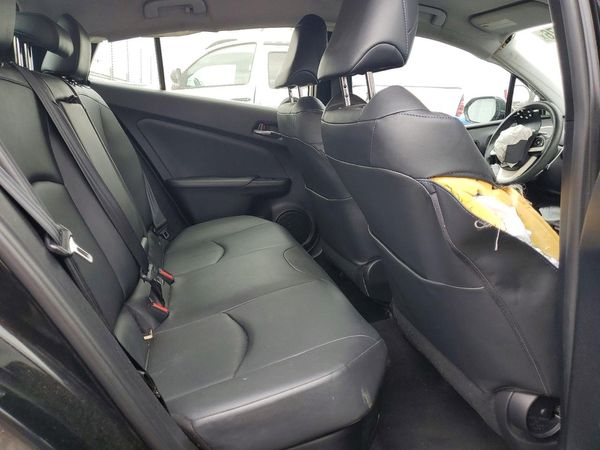 2017 TOYOTA PRIUS