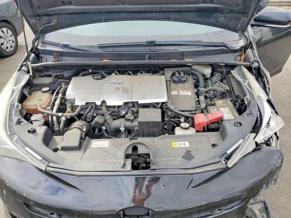 2017 TOYOTA PRIUS