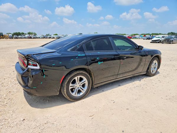 2020 DODGE CHARGER SXT