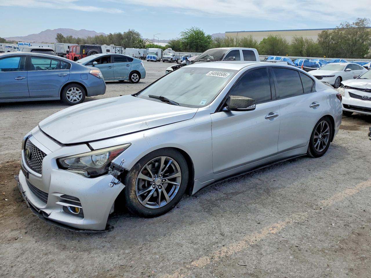 2017 INFINITI Q50