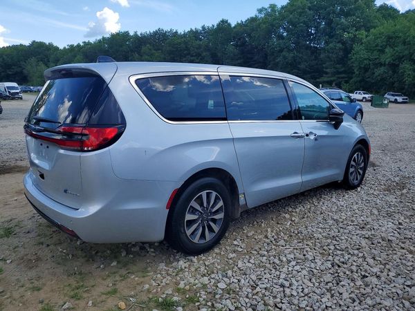 2024 CHRYSLER PACIFICA Select — PSRA