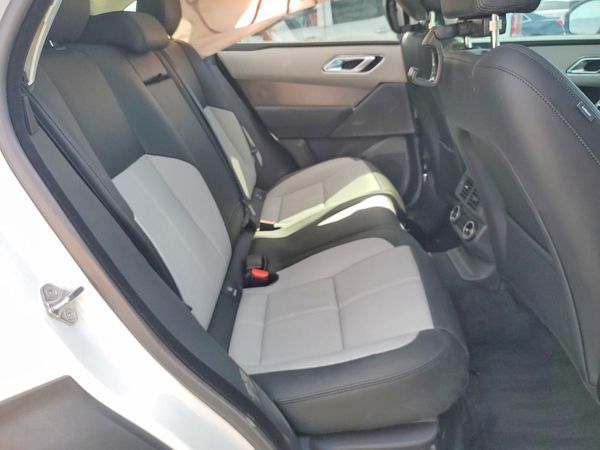 2025 LAND ROVER RANGE ROVER VELAR P250 Dynamic SE