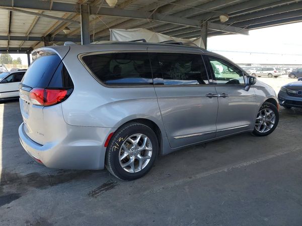 2018 CHRYSLER PACIFICA