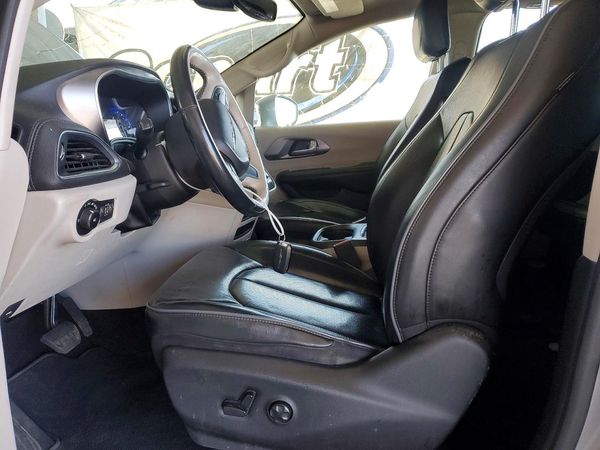 2018 CHRYSLER PACIFICA