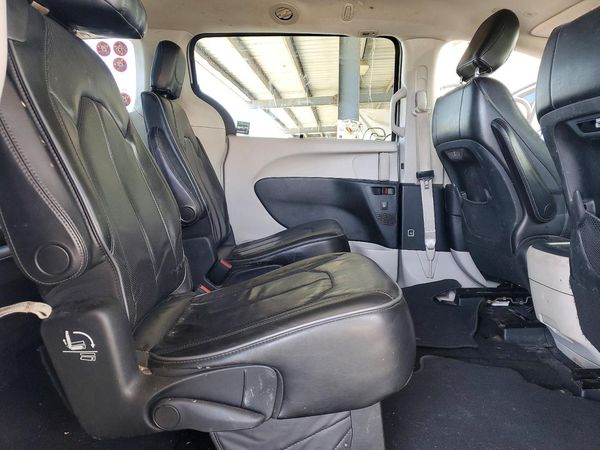 2018 CHRYSLER PACIFICA