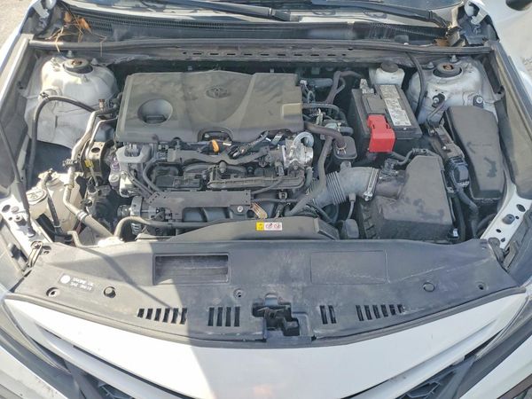 2023 TOYOTA CAMRY SE — Engine bay