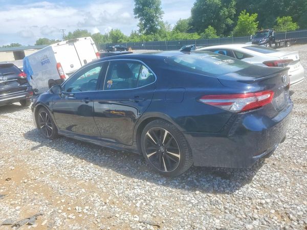 2019 TOYOTA CAMRY