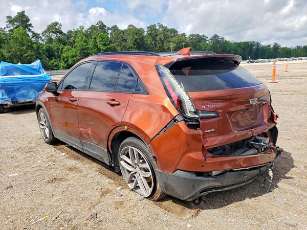 2019 CADILLAC XT4 Sport