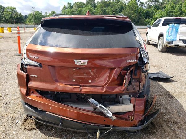 2019 CADILLAC XT4 Sport