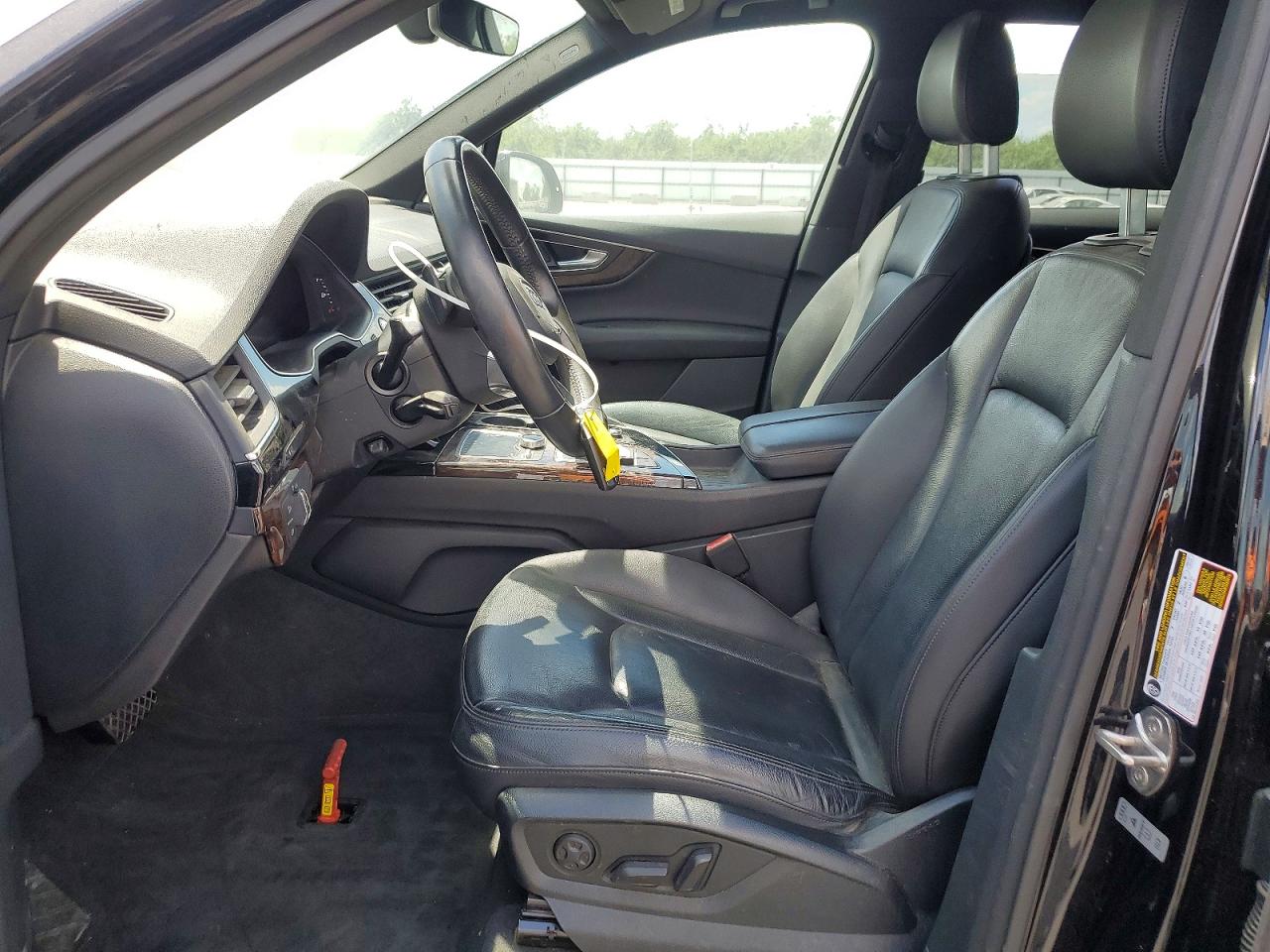 2017 AUDI Q7 quattro Premium Plus