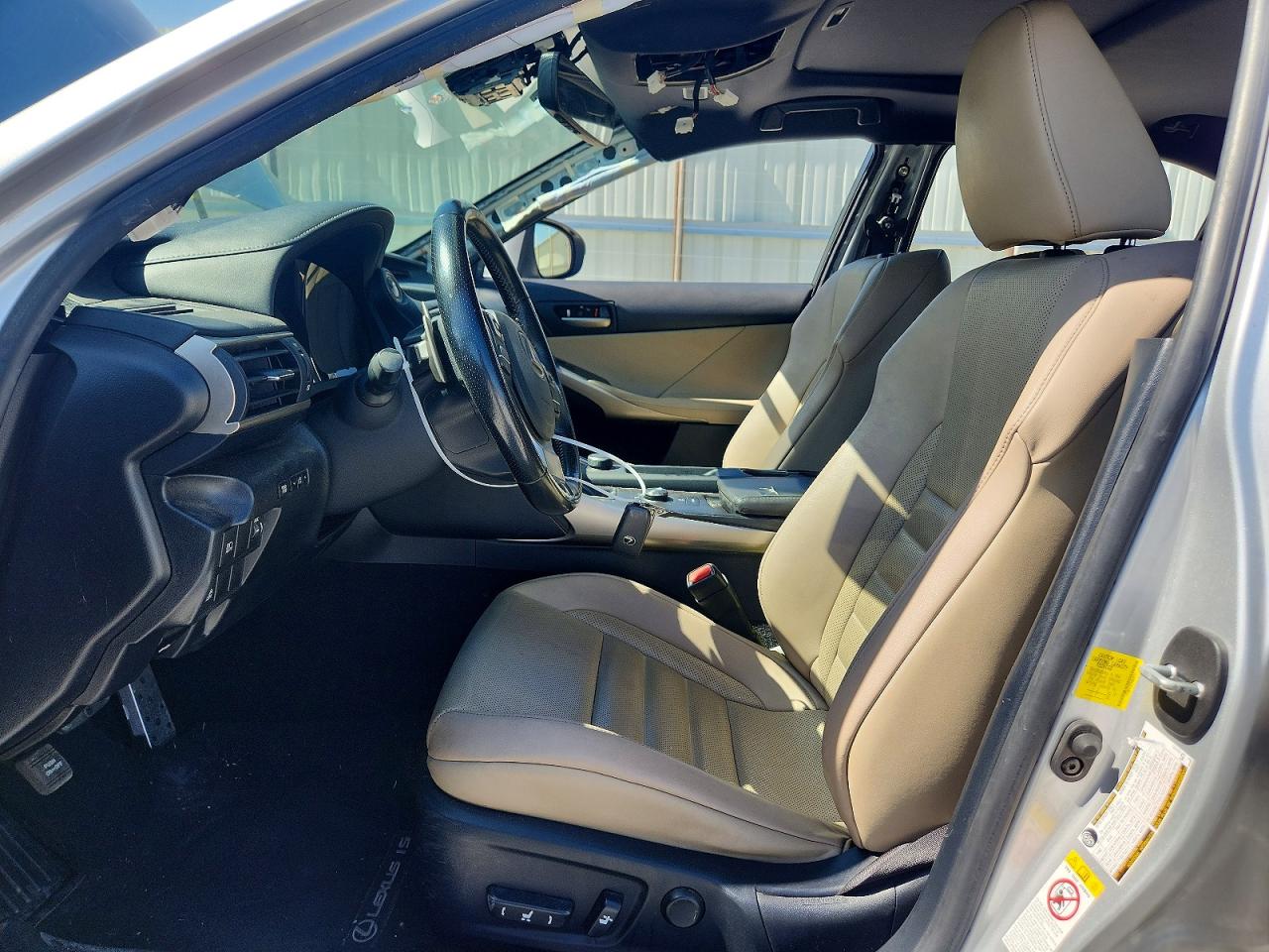 2017 LEXUS IS 200t