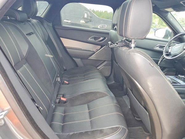 2018 LAND ROVER RANGE ROVER VELAR R-Dynamic SE