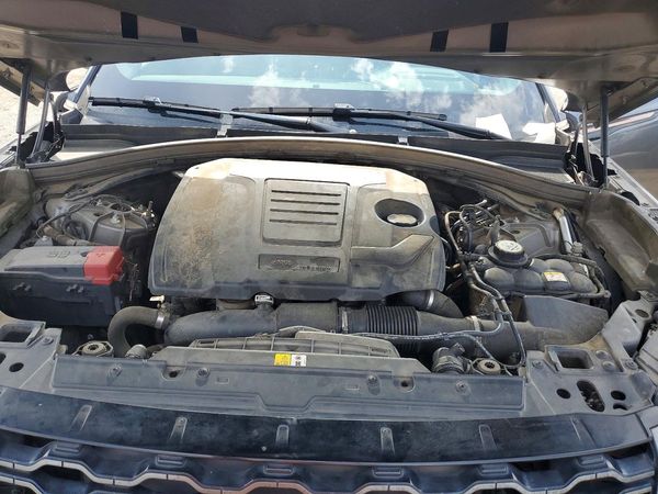 2018 LAND ROVER RANGE ROVER VELAR R-Dynamic SE
