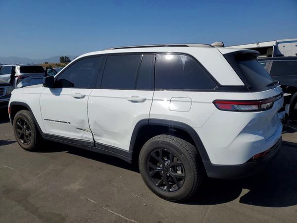 2024 JEEP GRAND CHEROKEE LAREDO 4X2
