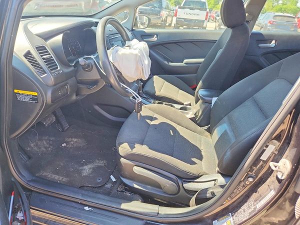 2018 KIA FORTE LX Base