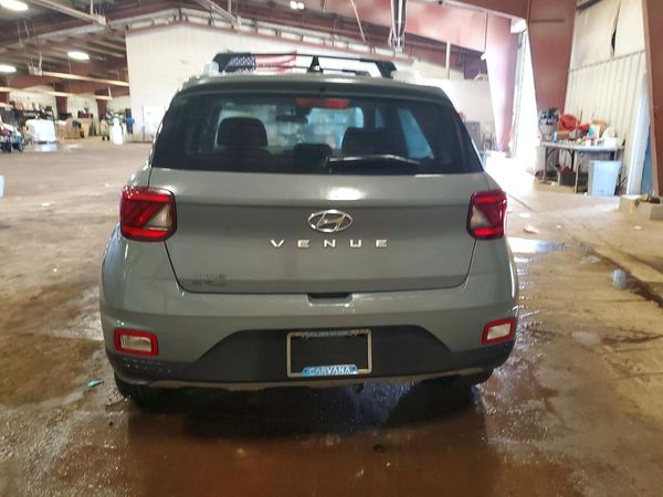 2021 HYUNDAI VENUE