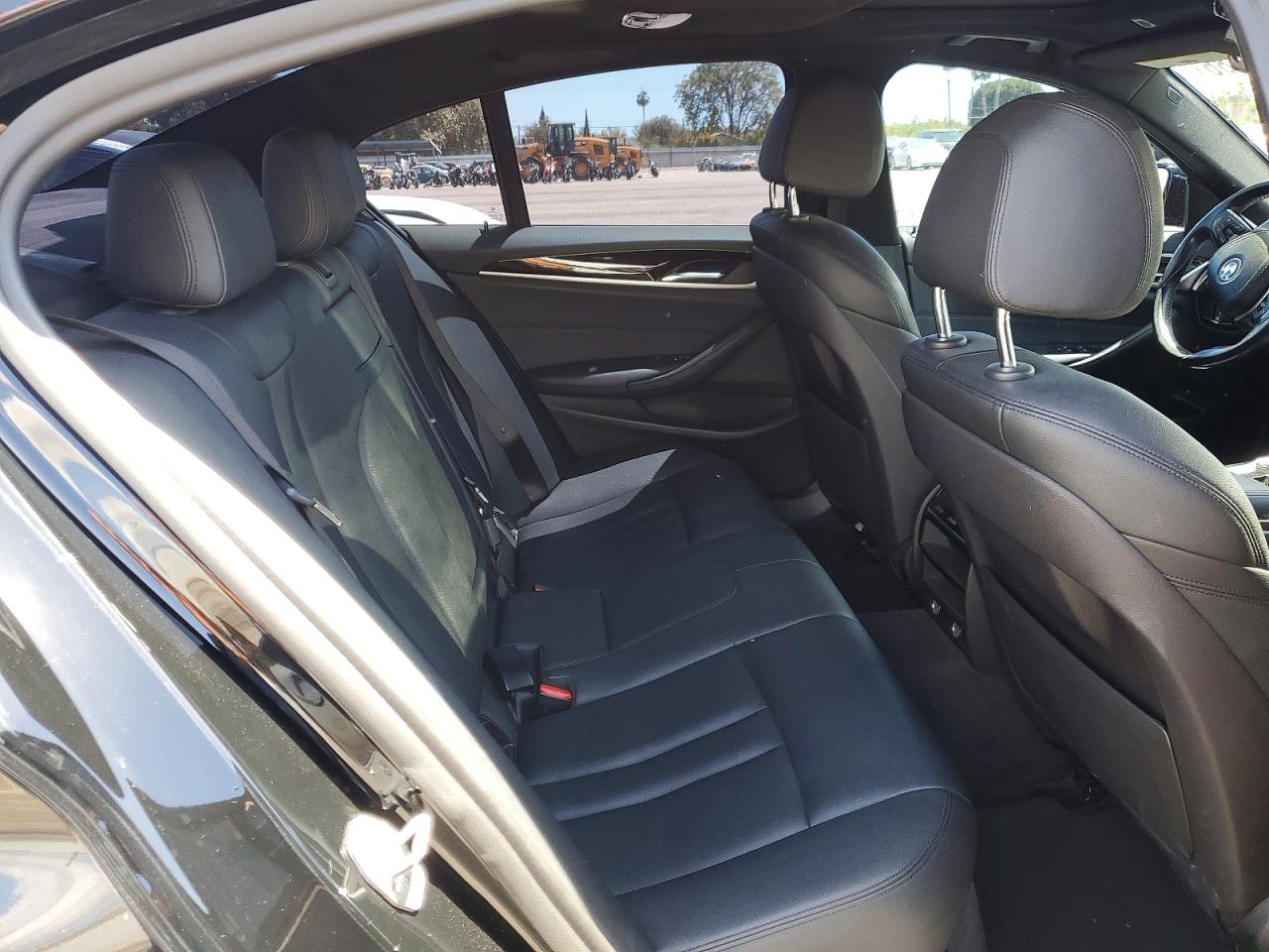 2019 BMW 530E