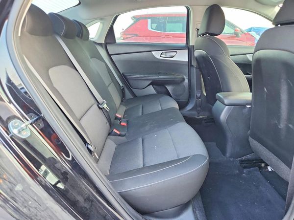 2022 KIA FORTE FE, LXS