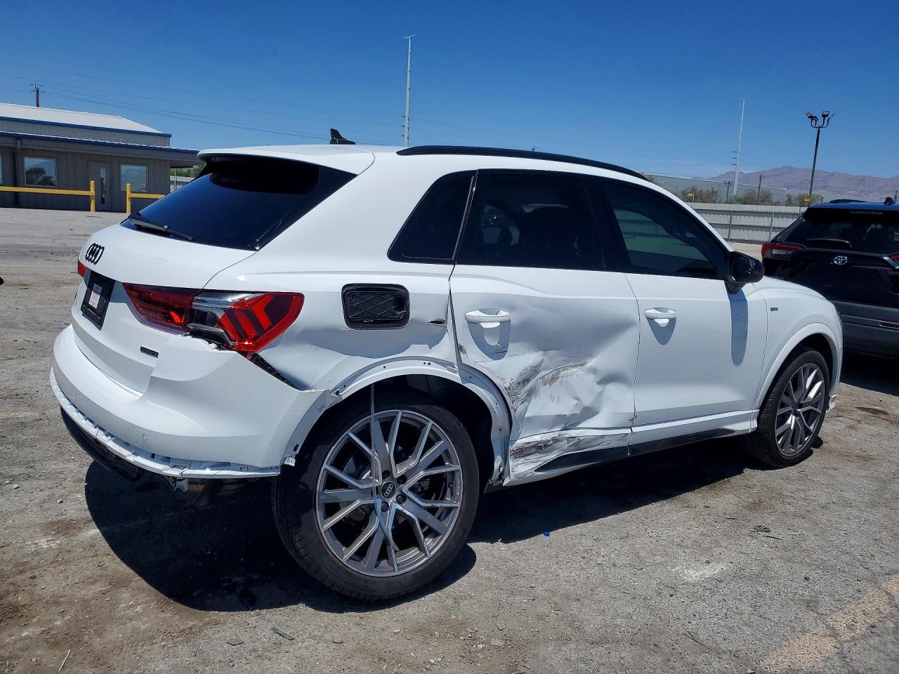 2025 AUDI Q3