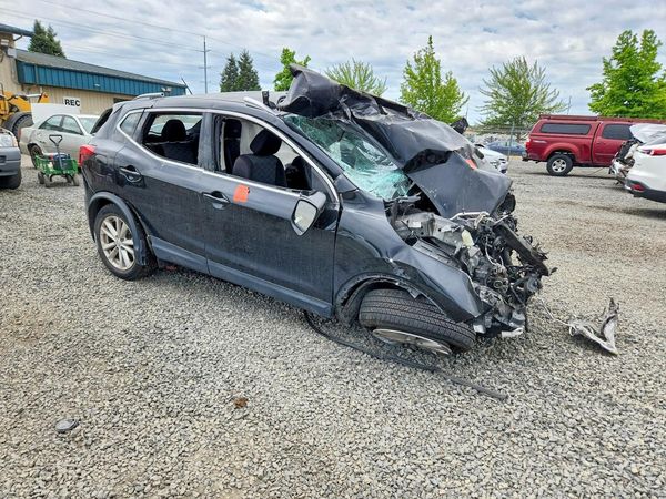 2018 NISSAN ROGUE — Passenger 3/4