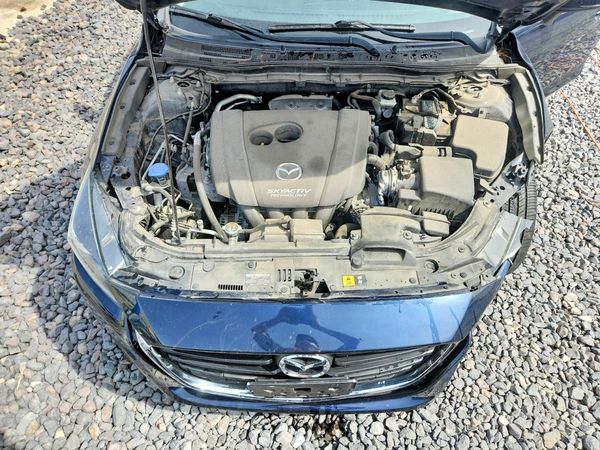 2018 MAZDA 3 Touring