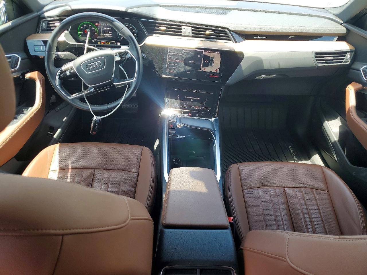 2024 AUDI Q8 E-TRON quattro Premium Plus