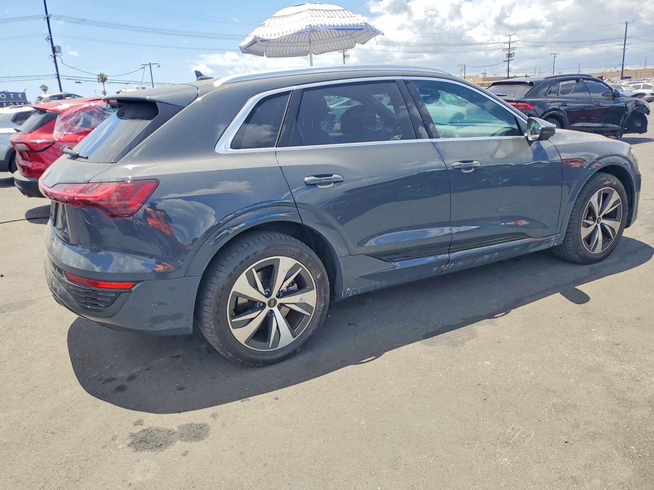 2024 AUDI Q8 E-TRON quattro Premium Plus