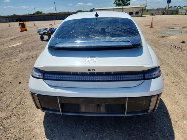 2023 HYUNDAI IONIQ 6 SE